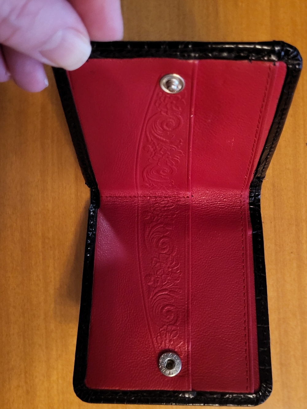 Brighton Compact Wallet Haircalf Flap & Croc Embossed Leather Body - Picture 5 of 9